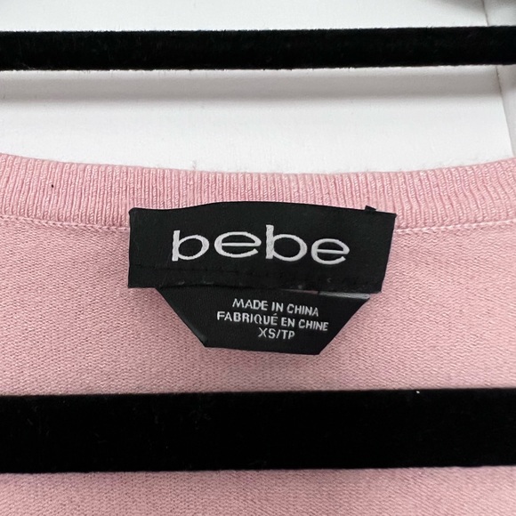 The most flattering Bebe dress - Picture 3 of 3